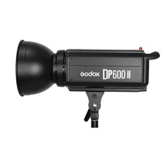 Location – Godox DP600 III Flash